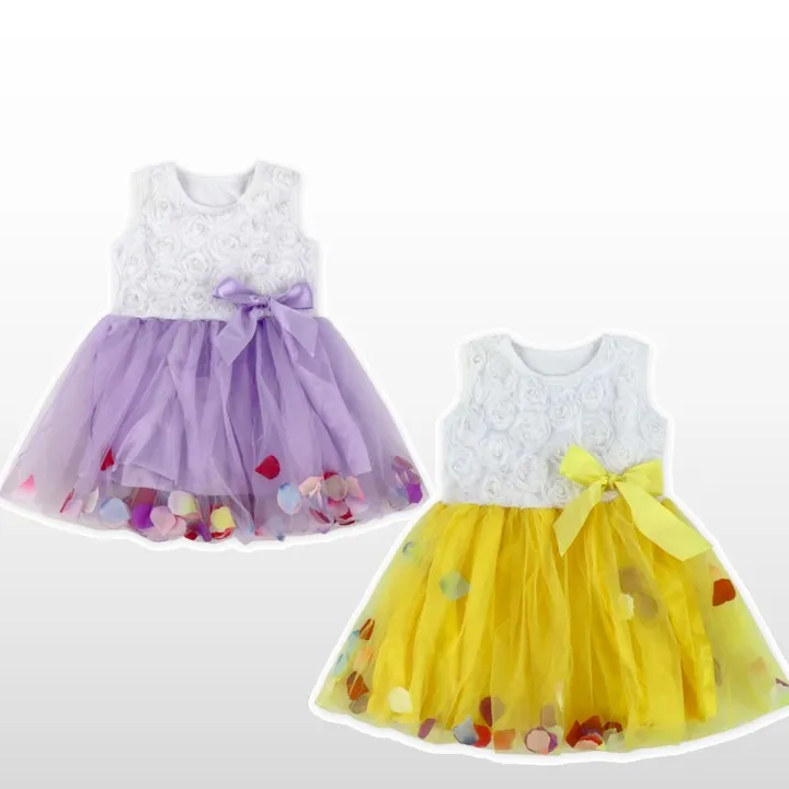 NOUVEAU Offre spéciale Robe en tulle pour bébé fille Robe de mariage Robe d'été pour filles avec pétales de fleurs Vêtements pour enfants en dentelle pour filles