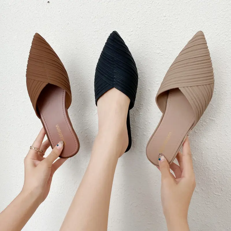 2023 חדש אירופאי ואמריקאי אופנה בתוספת גודל 36-40 גבירותיי כפכפים נעליים יומיומיות נשים מבריק שטוח תחתון flip-כפכפי נעלי בית