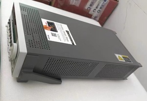 Medidor de Fuente Digital OEM Keithley 2636B - Sistema de Alimentación con Construcción de Aluminio/Plástico - Product Image 4