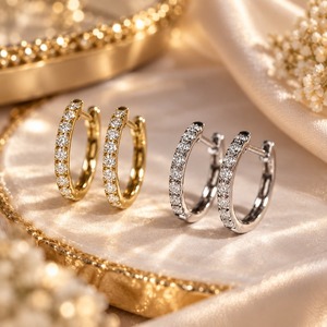 Semplici orecchini a cerchio da donna, design discreto, orecchini per uso quotidiano, accessori per le orecchie eleganti e versatili - Product Image 1