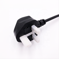 Prise électrique de type 13A 250V BS1363/A du Royaume-Uni avec câble en cuivre et PVC H05VV-F 3G1.5mm2 avec fusible