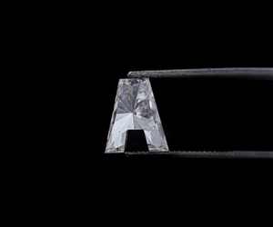 Diamant de laboratoire de 108 carats, certifié IGI, taille en forme de A, pour pendentif ou bague de fiançailles - Product Image 3