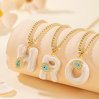 Collier pendentif en fer avec 26 lettres de l'alphabet, bijoux personnalisés avec initiales, pour unisexe, accessoire de mode tendance pour les fêtes