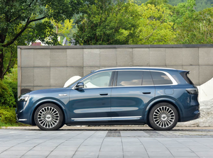 AITO M8 Pure Electric Ultra Overseas Version Dual Motor 4WD Grand SUV 625km 800V Charge Rapide Voiture Intelligente - Product Image 4