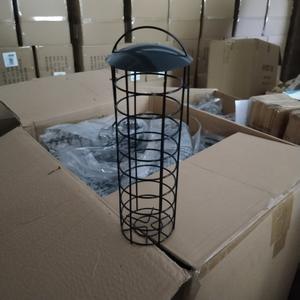 Comedero Redondo de Plástico para Pájaros TJ-004, Pequeño, Resistente, Colgante, con Diez Anillos, para Uso en Jardín Exterior - Product Image 1