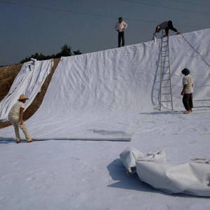 Géotextile non tissé à fibres courtes PP 50m x 6m pour l'entretien routier, le contrôle des infiltrations, l'isolation et l'étanchéité, résistant au vieillissement - Product Image 2