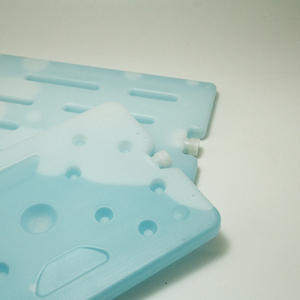 Packs de refroidissement réutilisables en plastique de différentes tailles pour boîtes à lunch d'extérieur - Product Image 4