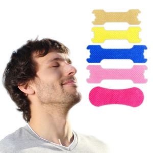 Tiras nasales a prueba de sudor para el cuidado de la salud para respirar, roncar, dormir y deportes, yeso nasal de fuerza extra para respirar mejor - Product Image 1