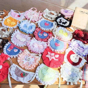 Bavoir pour chien et chat mignon coréen fait main haut de gamme, bavoir à lait en <span class=keywords><strong>fibre</strong></span> de polyester, dentelle, accessoires pour animaux de compagnie, serviette anti-salive - Product Image 1