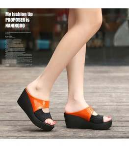 Sandales compensées à enfiler en gros, pas chères, été, en cuir PU, plateforme, sandales pour femmes, mode, hauteur accrue, tongs - Product Image 5