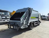 Camion benne à ordures compacte SINOTRUK 4*2 6CBM à chargement arrière, diesel, manuel, à vendre en Chine