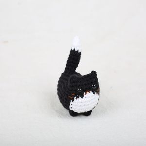 Nouveau porte-clés chat en crochet 3D mini, adorable jouet en peluche fait main, amigurumi tricoté, poupée chaton, breloque <span class=keywords><strong>de</strong></span> sac, pendentif, porte-clés - Product Image 4