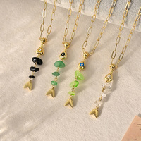 Collar con Colgante de Pez de Aventurina Verde y Cuarzo Transparente SongYi, Cadena de Clip de Cobre Chapada en Oro