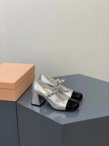 Zapatos de tacón alto para mujer MIU Marie-Jean, estilo clásico original, diseño de una sola tira con patchwork. - Product Image 3