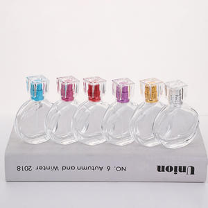 Atomizador de Perfume Recargable de 30 ml con Cuello de Rosca, Botella de Vidrio con Boquilla de Color para Viaje - Product Image 1