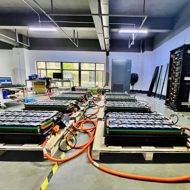 CTS Lithium Ion Batteries Ev Battery Replacement Ev Car Battery Pack for Truck Bus Tractor 614V 200kWh 300kWh