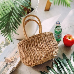 Eco-friendly Casual Women's Summer Fashion Tote Bag Woven <b>Straw</b> Handbag Vegetable <b>Basket</b> Design for Holidays Beach Wicker Bag - Product Image 2