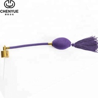 Pulvérisateur de parfum en plastique de style vintage, bulbe de 20 mm/24 mm/28 mm, rechargeable avec un pompon pour les flacons à bouchon à vis