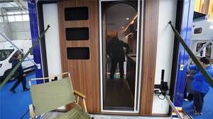 La cabina de cuerpo ancho de 2,<span class=keywords><strong>1</strong></span> metros del Howo Light Truck Pro RV ofrece una experiencia de conducción espaciosa y cómoda - Product Image 5