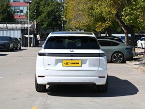 Li Auto L7 449 ch Véhicules à énergie nouvelle 1185 km d'autonomie EREV Batterie au lithium Voitures d'occasion Lixiang Li L7 SUV hybride <span class=keywords><strong>Voiture</strong></span> - Product Image 4