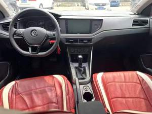 Volkswagen <span class=keywords><strong>Polo</strong></span> Plus 5 portes 5 places, berline à hayon, essence, automatique, tissu, conduite à gauche, écran tactile, caméra, modèle <span class=keywords><strong>2019</strong></span> - Product Image 4