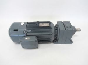 Motoréducteur S-EW MOVIDRIVE R47 DRN100L4 1,5 kW à engrenages hélicoïdaux pour convoyeur - Product Image 4