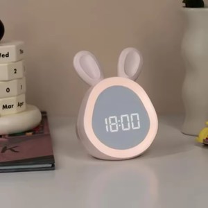 Réveil en forme de lapin mignon pour enfants avec veilleuse LED à gradation continue Réveil numérique pour garçons et filles - Product Image 4