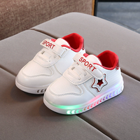 Promotion en gros : Nouvelles chaussures plates lumineuses pour enfants 2026, chaussures de sport pour enfants, chaussures blanches étoilées