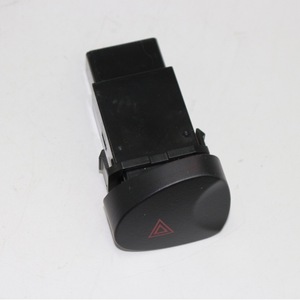 Interrupteur d'indicateur de danger Hyundai 937904A000 OE 1529817 pour véhicule utilitaire H1 2.5 CRDI - Product Image 1