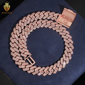 Catene da Rapper Disponibili, 18MM Taglio Baguette Moissanite, <span class=keywords><strong>Argento</strong></span> <span class=keywords><strong>925</strong></span> Placcato Oro Rosa, <span class=keywords><strong>Catena</strong></span> Cubana da <span class=keywords><strong>Uomo</strong></span>, Supera il Test del Diamante, <span class=keywords><strong>Catena</strong></span> Cubana in Moissanite - Product Image 3