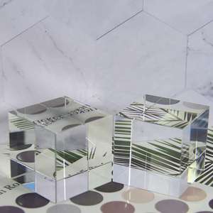 <span class=keywords><strong>Cubo</strong></span> de Cristal Grabado con Láser 3D Brillante al por Mayor Honor of K9, <span class=keywords><strong>Cubo</strong></span> de Cristal Óptico para Láser 3D - Product Image 2