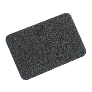 Tapis de porte extérieur extra épais en polypropylène à poils coupés, avec envers en PVC, résistant aux taches, antidérapant et adapté aux animaux domestiques - Product Image 3