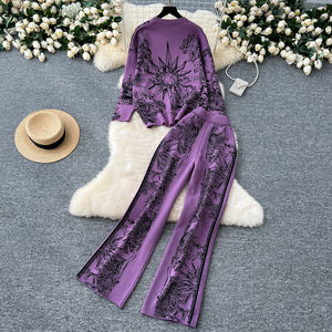 LE4688 Completo da Donna alla Moda <span class=keywords><strong>con</strong></span> Maglione Jacquard a Maniche Lunghe e Girocollo e Pantaloni Casual a <span class=keywords><strong>Gamba</strong></span> Larga a Vita Alta - Product Image 5