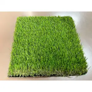 באיכות גבוהה PE מתולתל דשא מלאכותי 15mm 1/4 "מד דשא מלאכותי גולף לשים ירוק