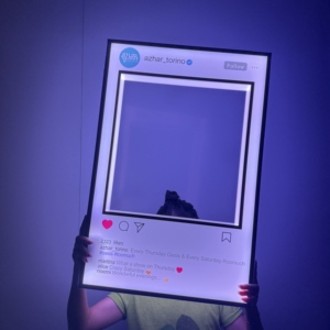 Nuevo Presentador de Botellas LED Acrílico Recargable Personalizado, Glorificador de Botellas Estilo Instagram <span class=keywords><strong>para</strong></span> Bares y Salones - Product Image 3
