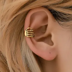 Mode Punk-Stil Schädel Hand Wirbelsäule Ohr manschetten Gold Ohr manschette Clip Ohrringe für Frauen Kein Piercing gefälschten Knorpel Ohrring