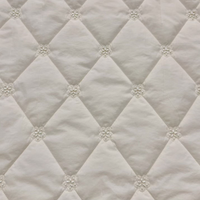 Tissu matelassé imperméable en coton avec motif floral mat épaissi, nouveau tissu en maille de type usine source pour vestes matelassées