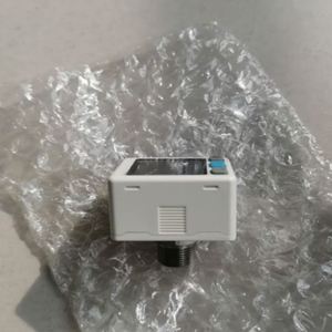เซ็นเซอร์วัดระยะใกล้แบบเหนี่ยวนำ Spot Commodities KP50EH-030-F1C - Product Image 3
