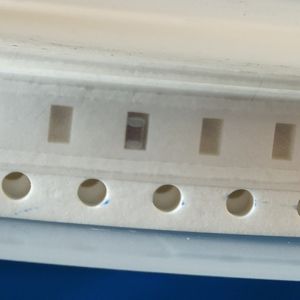 Condensador SMD 3216 Original de Fábrica, 47μF, 10V, 10%, Alta Temperatura - Product Image 4