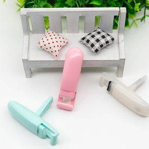 Pinky leem Mini pink Eyelash Curler Extra Silicone Pads Portable Lash Applicator Eyelash <b>Tool</b> Portable Eyelash Curler - Product Image 6