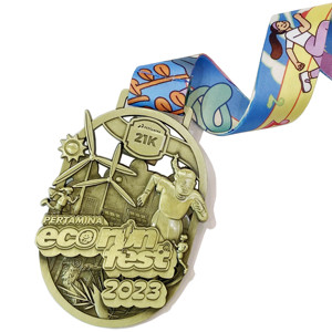 Prix usine Antique Bronze 3D Vintage <span class=keywords><strong>Jeton</strong></span> En Forme De Médaille De Sport <span class=keywords><strong>Pas</strong></span> <span class=keywords><strong>Cher</strong></span> Médailles Personnalisées Médailles De Marathon - Product Image 3