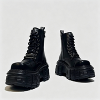 Bottes courtes à plateforme style rétro punk, gothique, métal, motard, avec surpiqûres robustes, style scraper, couleur unie, super hautes