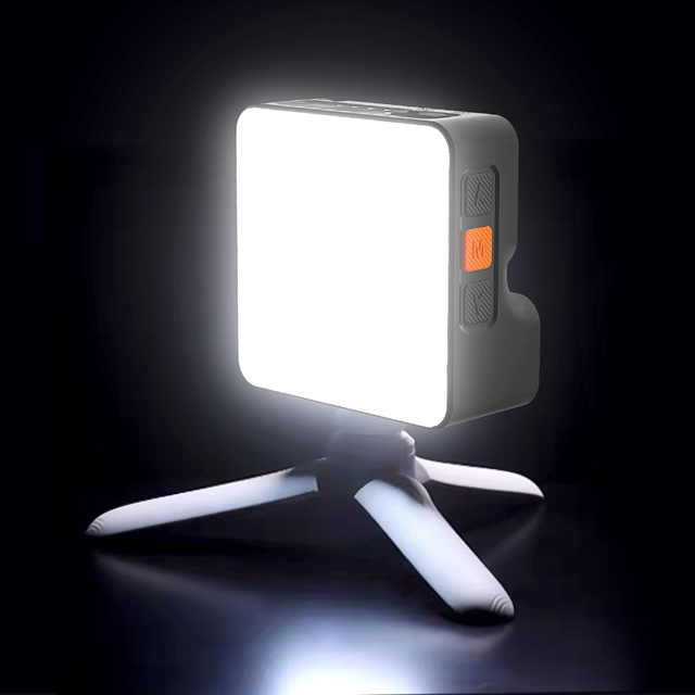 LUXCEO P20RGB LED Video Light Battery 20W 2500-9000K Compact On-Board Camera  Photographic Lighting for Meetings & Live Video