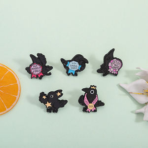 Black Raven Pin Enamel lucu burung medali bros logam Lapel ransel lencana hadiah perhiasan untuk teman grosir - Product Image 2