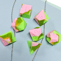 Dés en silicone polyédriques D20 personnalisés en Offre Spéciale dés RPG géants de couleur multi-mélange pour jeux de société et de cartes