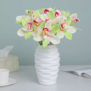 Fleurs artificielles d'orchidée Cymbidium Ruilisi, lot de 6 tiges, rose, blanc, vert, décoration pour la maison et le bureau - Product Image 1