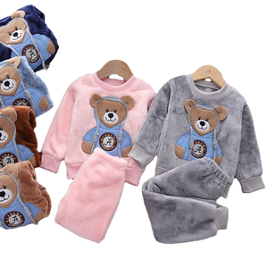 Completo pigiama in flanella stampata casual da bambino per Capodanno 2026 - <span class=keywords><strong>Abbigliamento</strong></span> invernale per la casa - Set pigiama per neonati - <span class=keywords><strong>Abbigliamento</strong></span> per bambini - Product Image 4