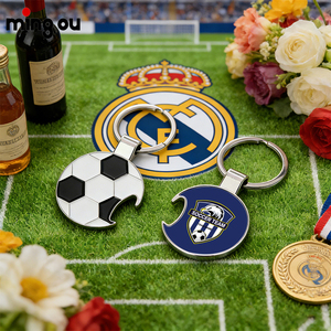 Llavero Abridor de Botellas de Cerveza de Metal de Aleación de Zinc con Diseño Personalizado de la Copa Mundial de Fútbol 2026, Regalo de Recuerdo Deportivo de Tenis de Mesa/Pickleball/Fútbol - Product Image 3