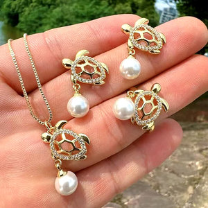 CH-LHE0994 đại dương phong cách Rùa Bông tai CZ rùa tai đinh tán vàng CZ Bông tai rùa ngọc trai bông tai bán buôn Đồng Ngọc Trai tai đinh tán - Product Image 2