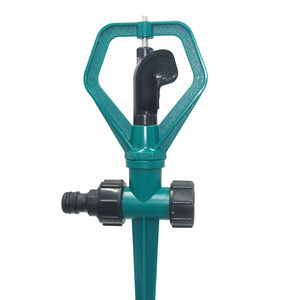 Aspersor de Jardín con Engranaje de 360 Grados, de Plástico, Tipo Mariposa, Estándar Europeo, Capacidad de 5L, Rotación Automática para Césped - Product Image 4